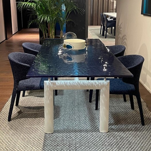 Стол Cassina Table tube d’avion 220х100, Aquamarine Fluted Glass