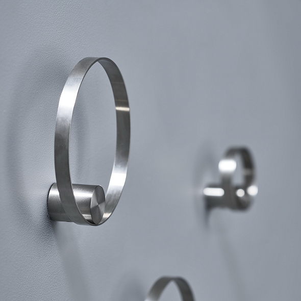 Полотенцедержатель круглый Zone Hoooked on rings 331813, 10 см, хром