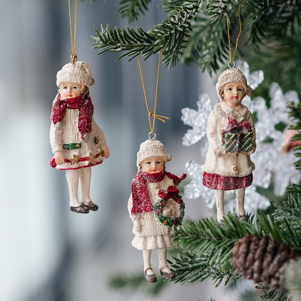 Игрушка на елку "Девочка с венком" 10 см