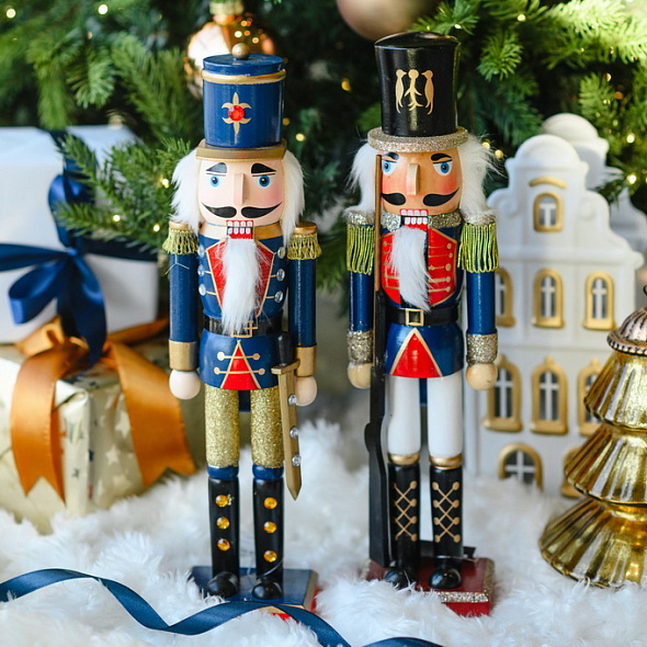 Фигурка "Щелкунчик с ружьем" 37 см