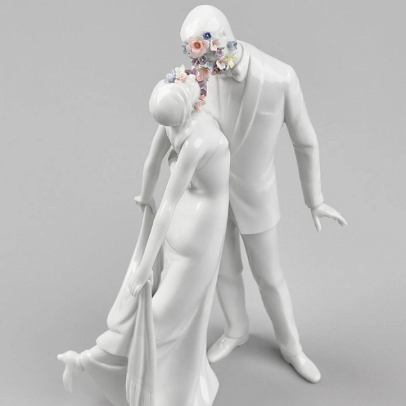 Статуэтка "Любовь I. Цветы" 32х21х15 см