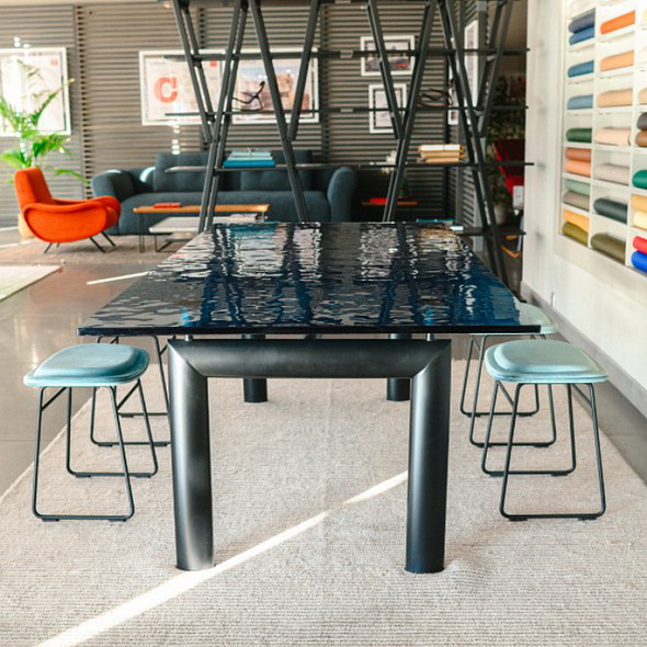 Стол Cassina Table tube d’avion 220х100, Aquamarine Fluted Glass