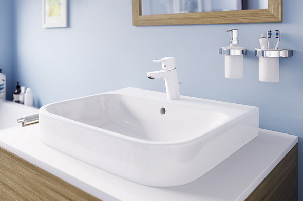 Смеситель для раковины Kludi Pure&Easy 373829165, с клапаном, белый/хром