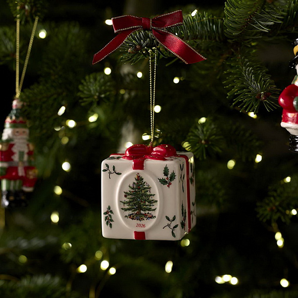 Елочная игрушка Spode Christmas Tree "Подарок" 7х6,5 см