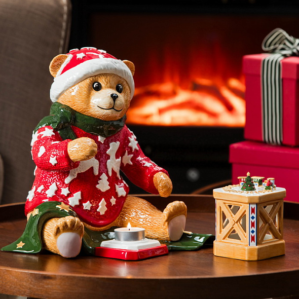 Фигурка Villeroy & Boch Christmas Toy's Memory "Медвежонок с фонарем" 25 см