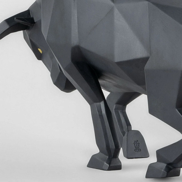 Статуэтка "Бык оригами" 24х50х16 см