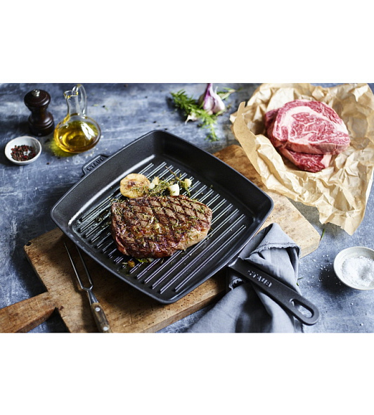 Сковорода-гриль квадратная Grills 30х30 см, черная