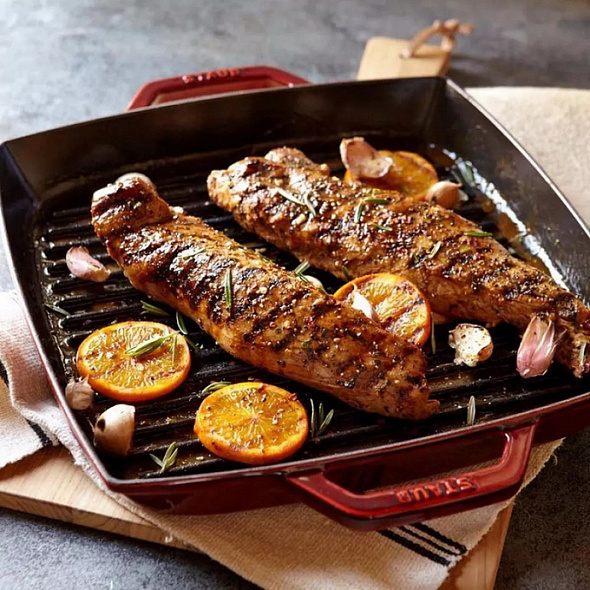 Сковорода-гриль квадратная c двумя ручками Grills 28х28 см, вишневая