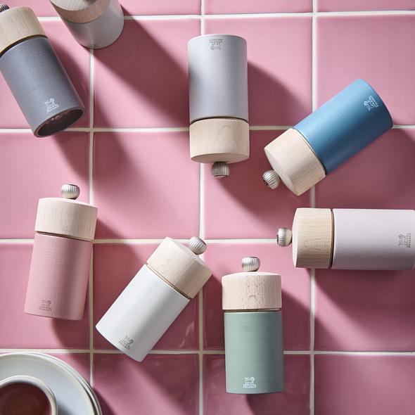 Мельница для соли Boreal 12 см, розовая