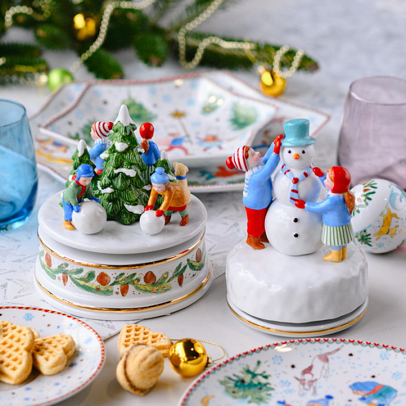 Шкатулка музыкальная "Лепим снеговика" 16 см (лимит. издание)