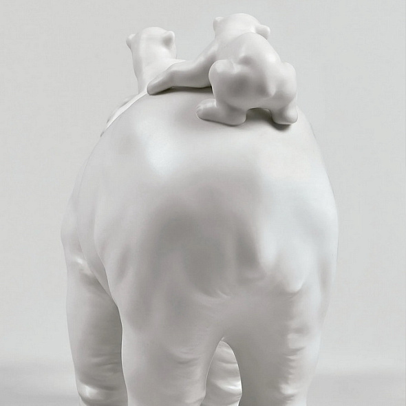 Статуэтка "Медведица с медвежатами"  25х39х19 см