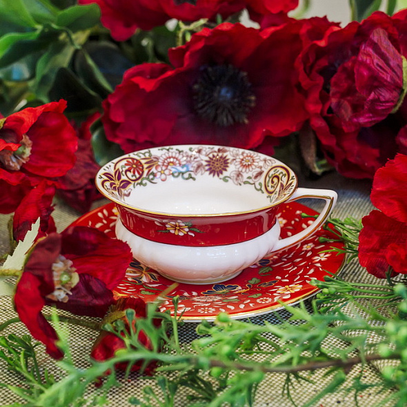Чашка чайная с блюдцем Crimson Orient 150 мл