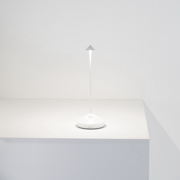 Лампа настольная Zafferano Pina Pro 29 см, белая