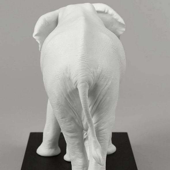 Статуэтка "Показывая путь. Слоны" 29х36х19 см