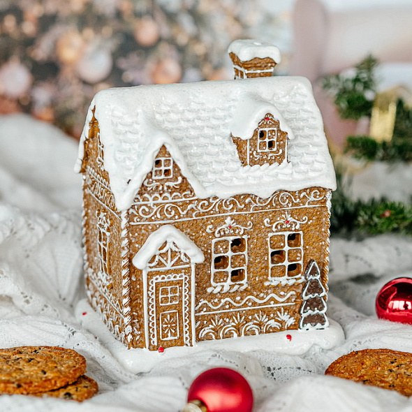 Фигурка "Пряничный домик" с подсветкой 16х13х10 см