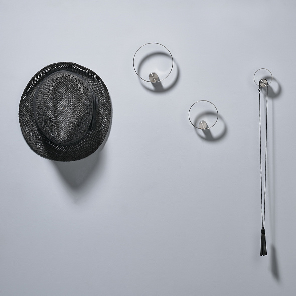 Полотенцедержатель круглый Zone Hoooked on rings 331811 4,7 см, хром