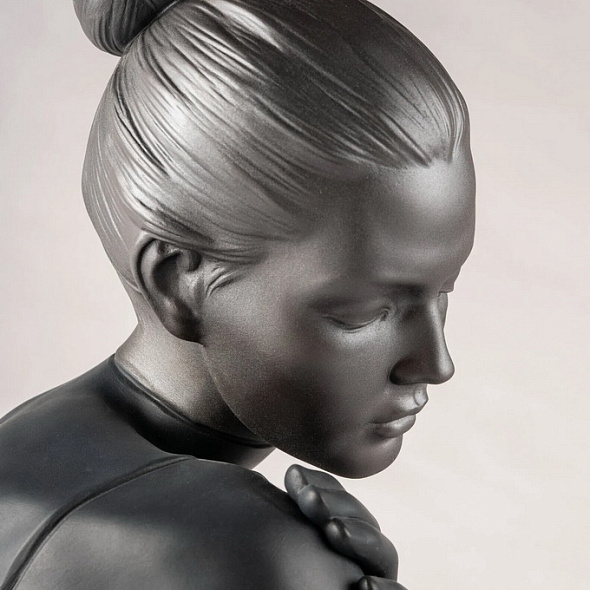 Статуэтка "Отражение природы. Она" 55х23х28 см