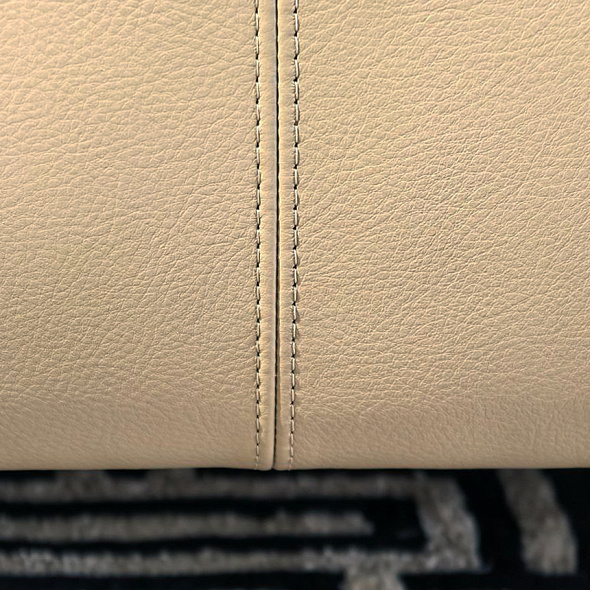 Кровать Poltrona Frau Ferdinandea 140х200, Maggese, с матрасной основой