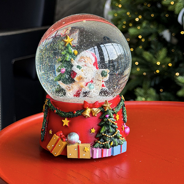 Снежный шар "Санта" 14,5 см