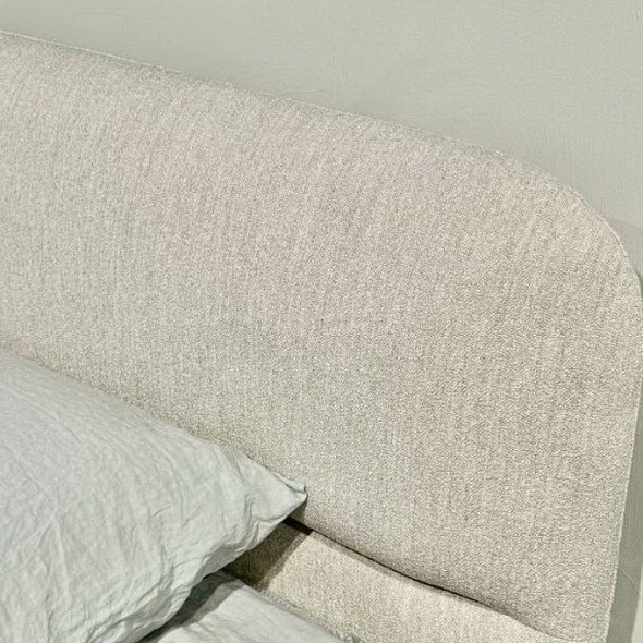 Кровать Calligaris Kilian Round 180х200 с матрасной основой