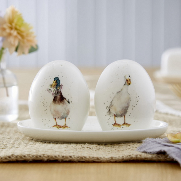 Набор из солонки и перечницы на подставке Wrendale Designs
