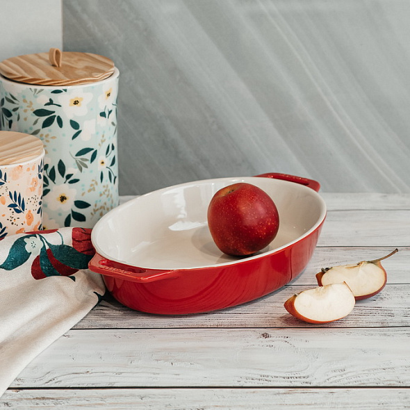 Форма для запекания овальная Staub Ceramic 29 см, вишневая