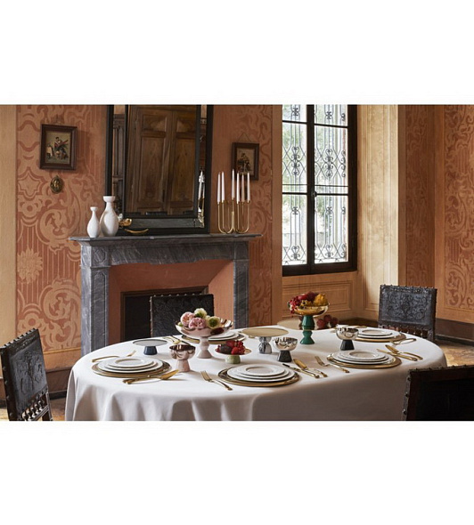 Чаша на ножке Madame 26 см