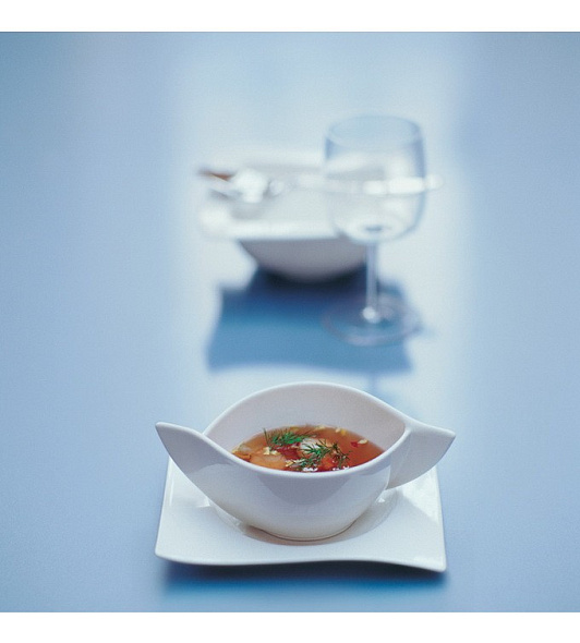 Чашка суповая с блюдцем NewWave 450 мл