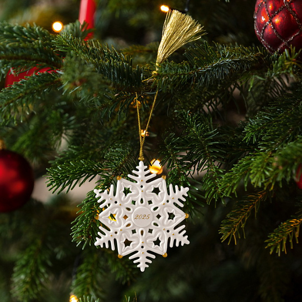 Елочная игрушка "Снежинка" Christmas Classics 10,5 см