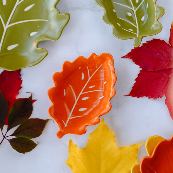 Чаша-листок Relief Foglie 15х10х3,5см, оранжевая