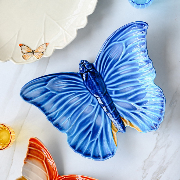 Блюдо Bordallo Pinheiro Cloudy Butterflies by Claudia Schiffer 39,5х39 см, декоративное