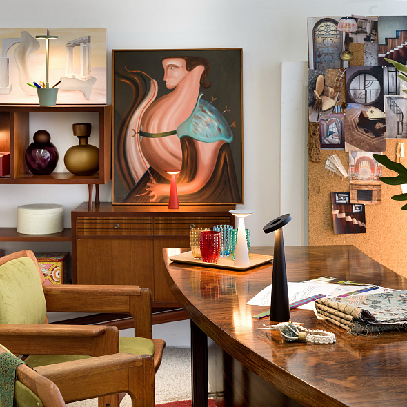 Лампа настольная Zafferano Angelina Pro 26 см, серая