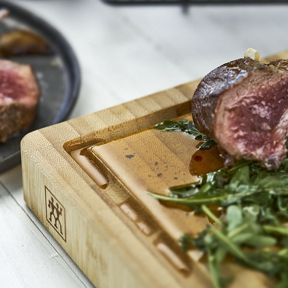 Доска разделочная из бамбука Zwilling Collection 42х31 см