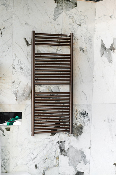 Полотенцесушитель Zehnder Toga 50х115 TG-120-050_M0529, водяной, Brown Quartz