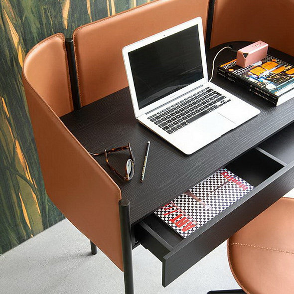Стол письменный Calligaris Biblio 104х53, Matt Black