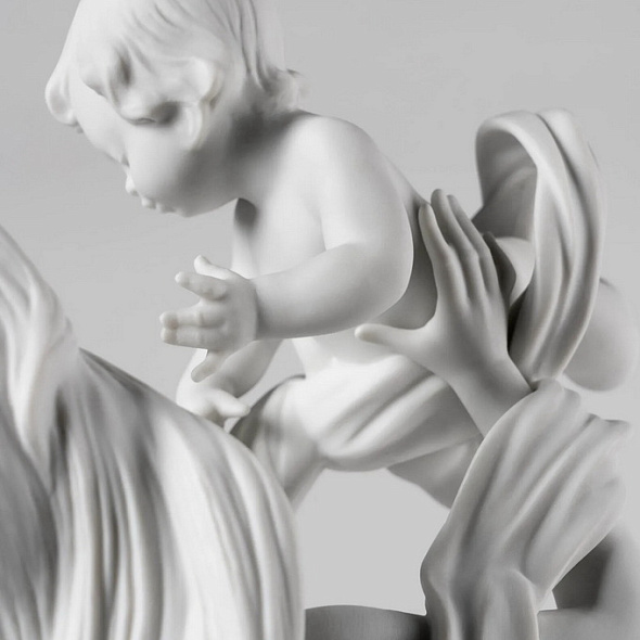 Статуэтка Lladro "Моя маленькая радость" 29x46x16 см