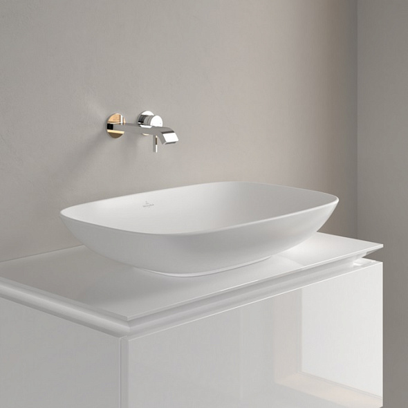 Раковина накладная Villeroy & Boch Loop & Friends 62х42, CeramicPlus, 4A5001RW, из TitanCeram, белая матовая