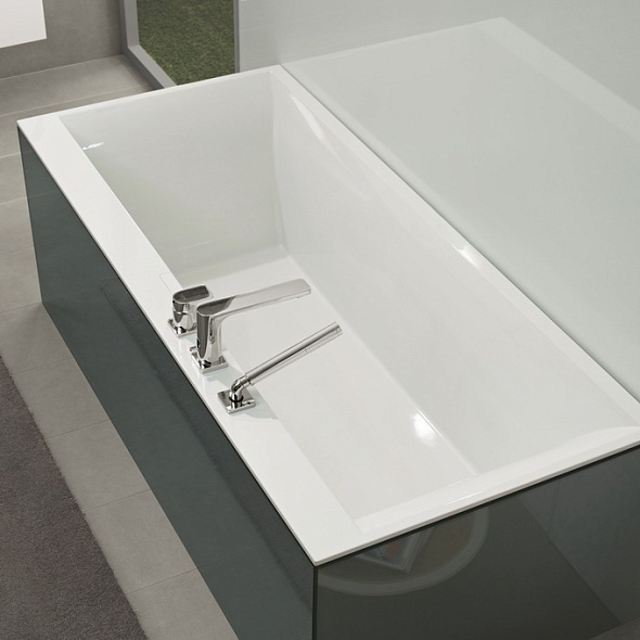 Ванна квариловая Villeroy & Boch Squaro Edge 12 170х75 UBQ170SQE2DV-01