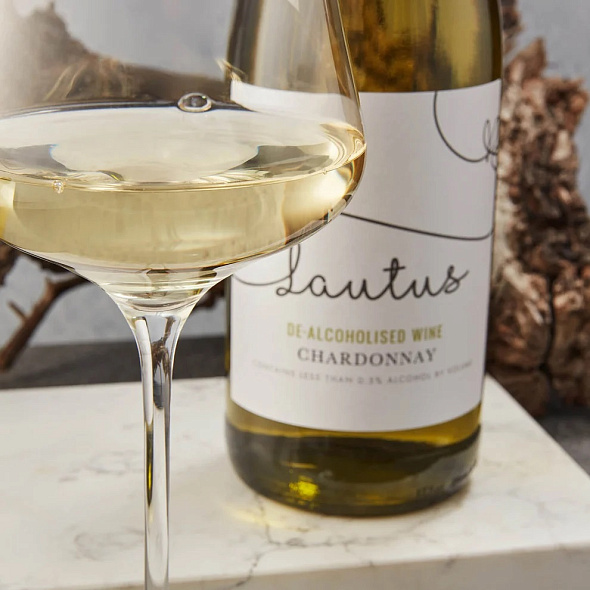 Вино безалкогольное Lautus Chardonnay 0,75 л, белое