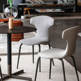 Стул Poltrona Frau Montera Mas