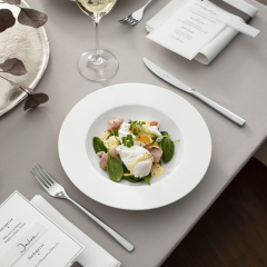 Тарелка глубокая Royal 24 см