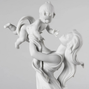 Статуэтка Lladro "Моя маленькая радость" 29x46x16 см