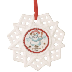 Фигурка-звезда "Девочка в голубой шапке со снежком" 7,5 см