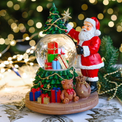 Фигурка музыкальная "Снежный шар: Санта и ель" 21 см