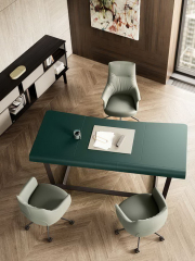 Кресло офисное Poltrona Frau Archibald Task Executive