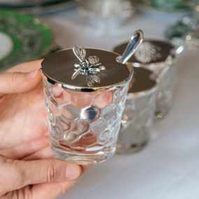 Емкость для меда Bee с крышкой и ложкой