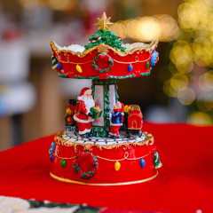 Фигурка музыкальная "Карусель: Санта дарит подарки" 18,5 см