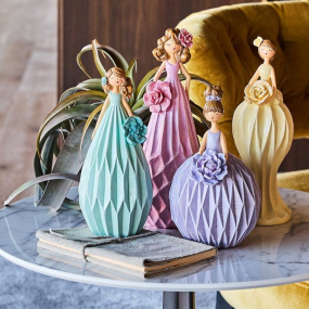 Фигурка Camy 24 см