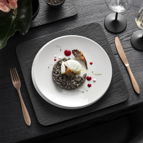 Тарелка столовая NewMoon 27 см