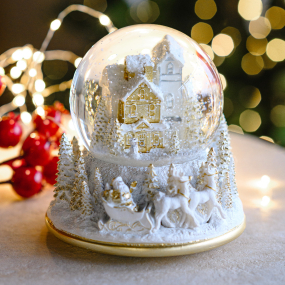 Фигурка музыкальная "Снежный шар: Деревня" 13,5 см